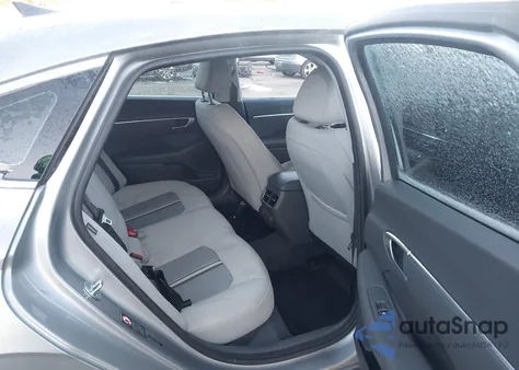 2020 Hyundai Sonata Sel z USA, uszkodzony, nr VIN 5NPEF4JA2LH061859